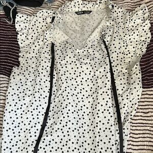 SHEIN Black and White Heart Print Women's Top